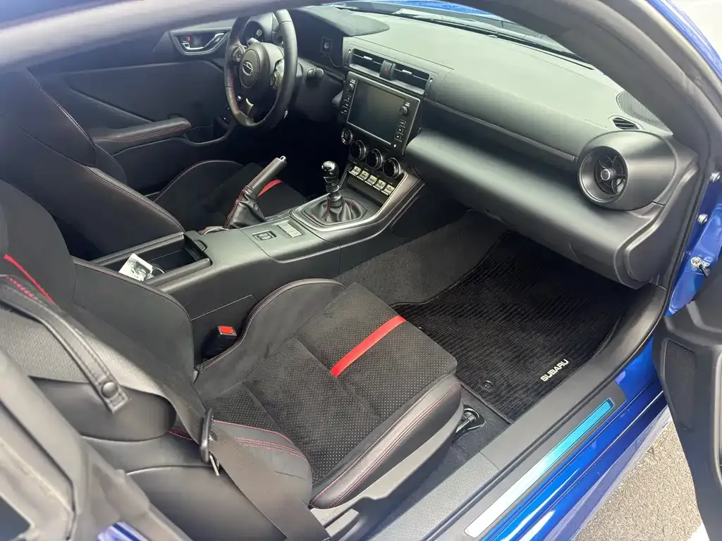 Subaru BRZ — фото 2