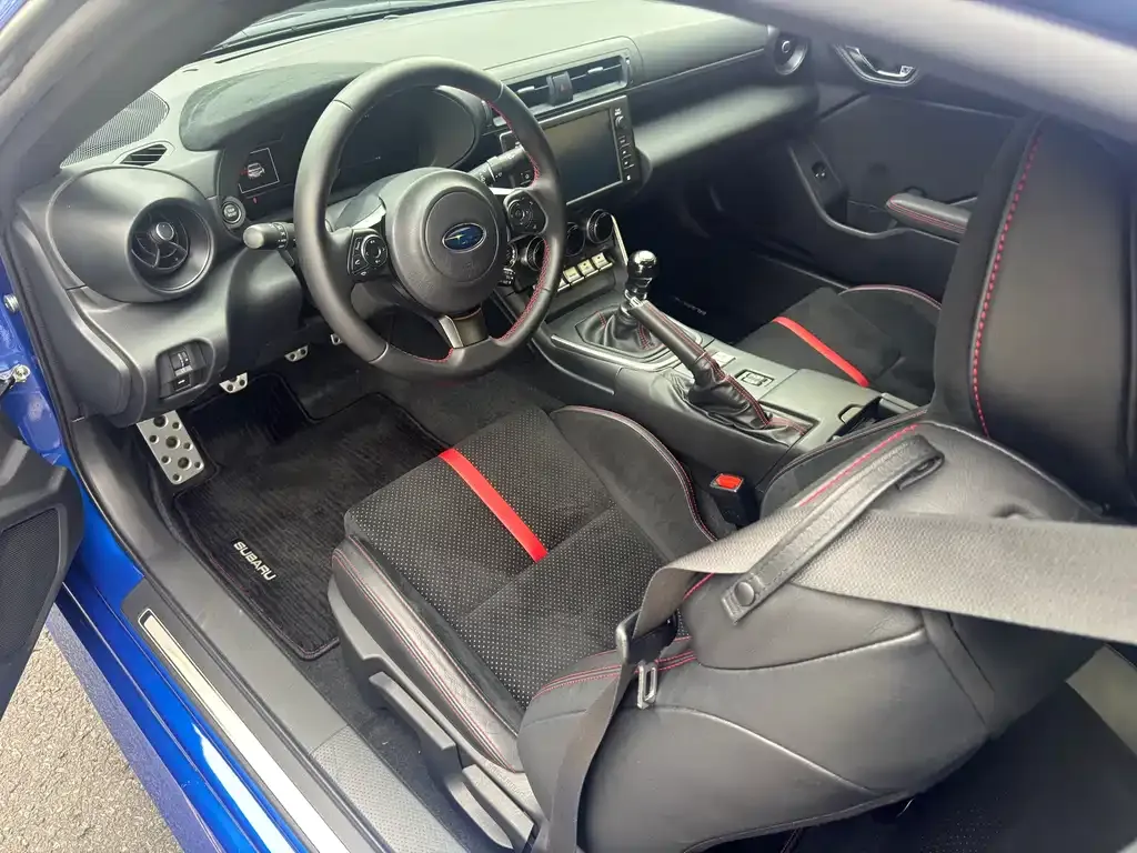 Subaru BRZ — фото 4