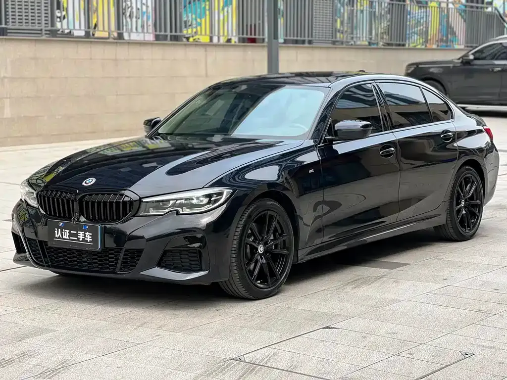 BMW 3 Series — фото 1