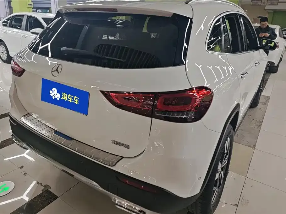 Mercedes-Benz GLA — фото 10
