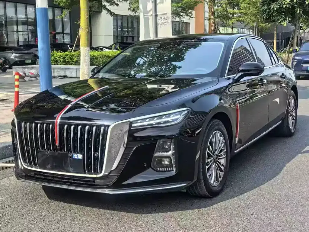 Hongqi H5 — фото 1