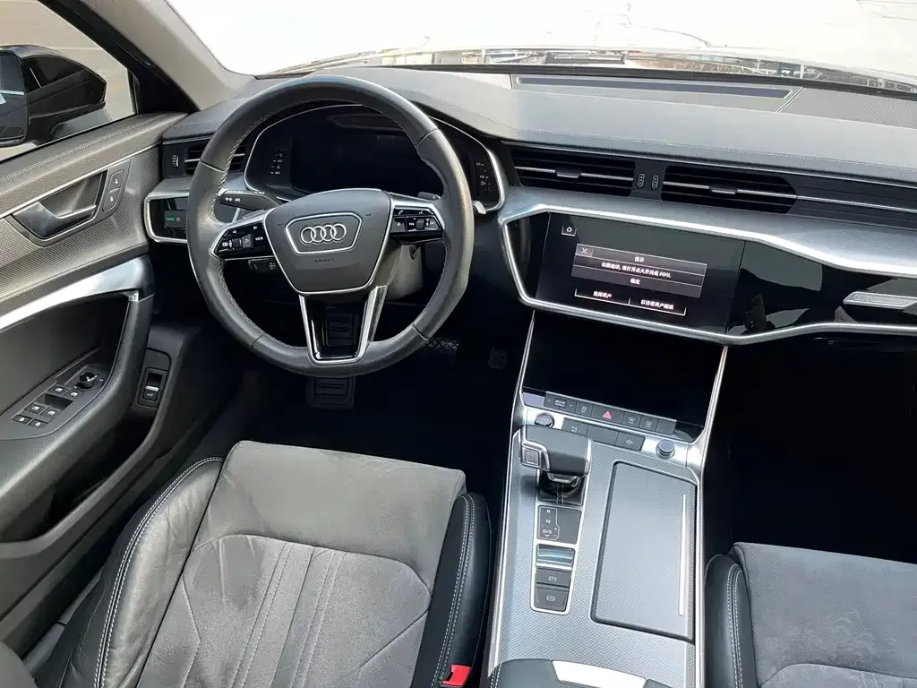 Audi A6L — фото 9