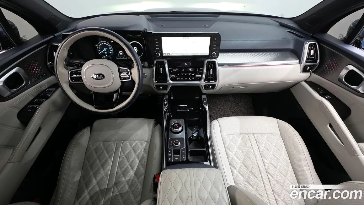 Kia Sorento — фото 9