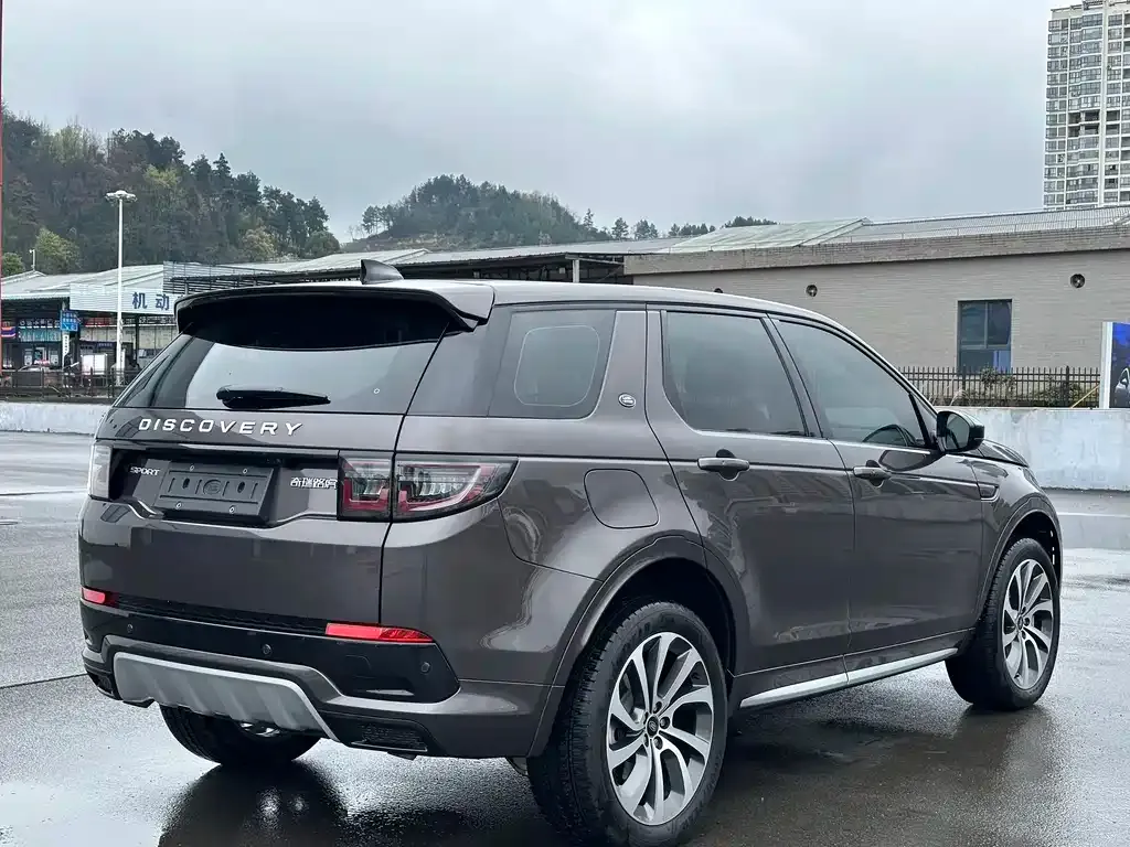 Land Rover Discovery Sport — фото 10