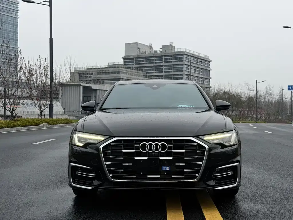Audi A6L — фото 5