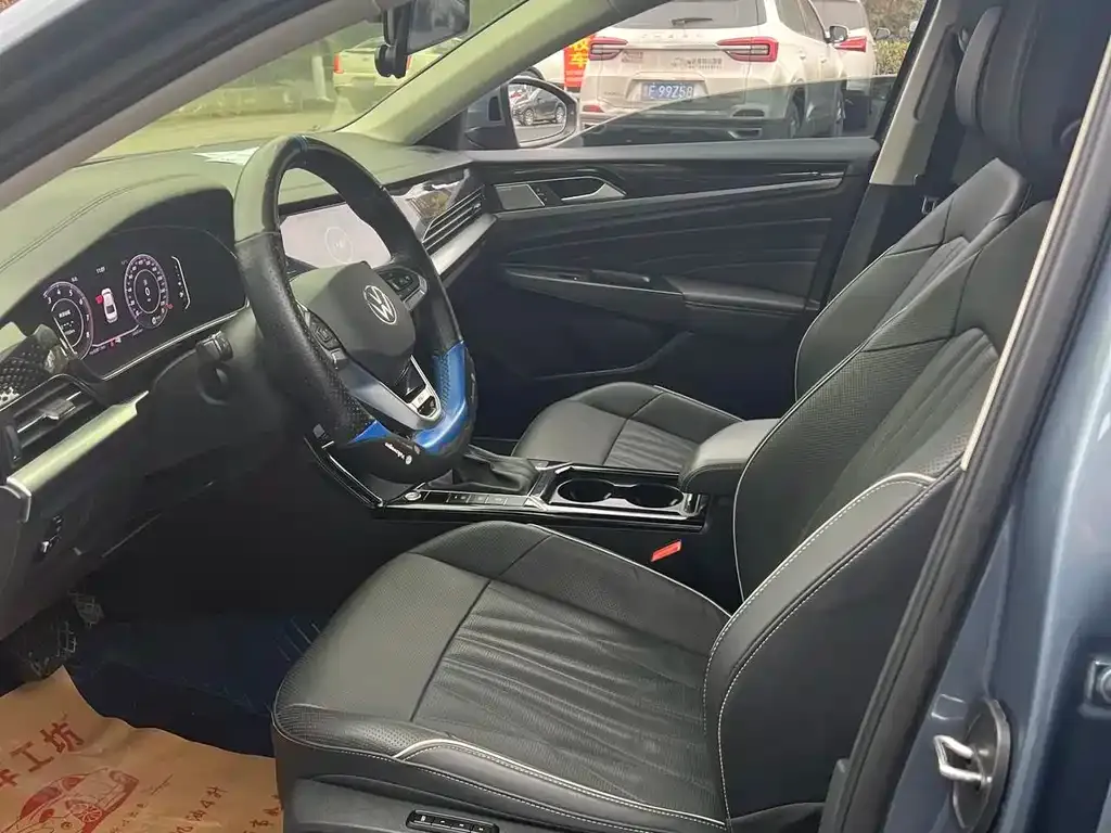 Volkswagen Passat — фото 3