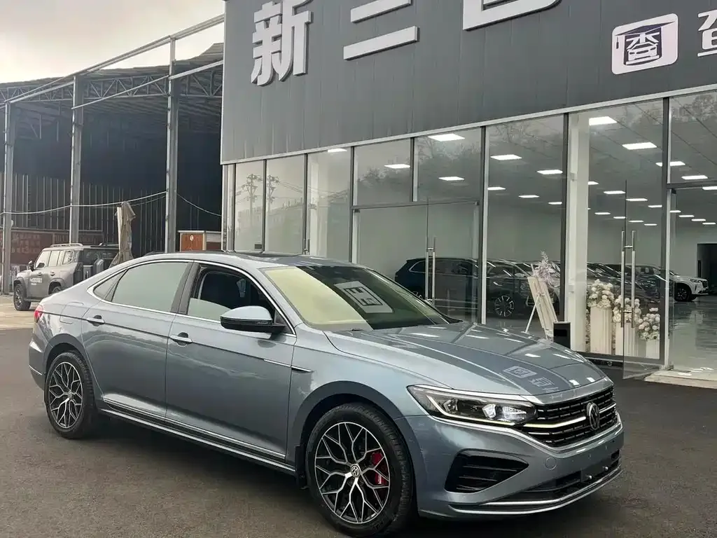 Volkswagen Passat — фото 8
