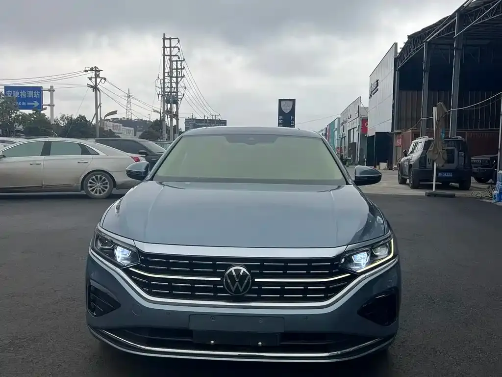 Volkswagen Passat — фото 7