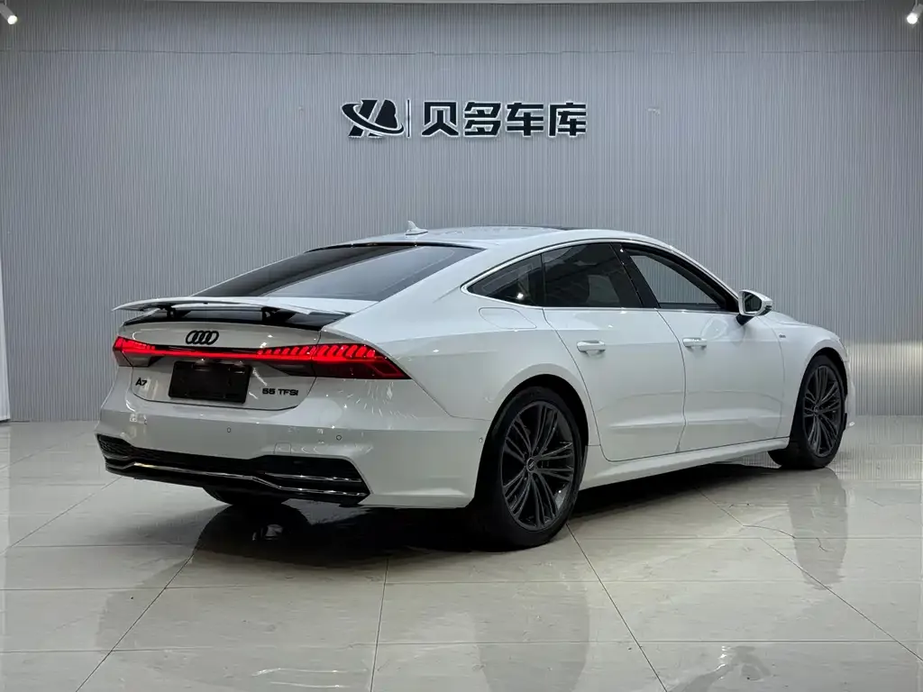 Audi A7 — фото 4