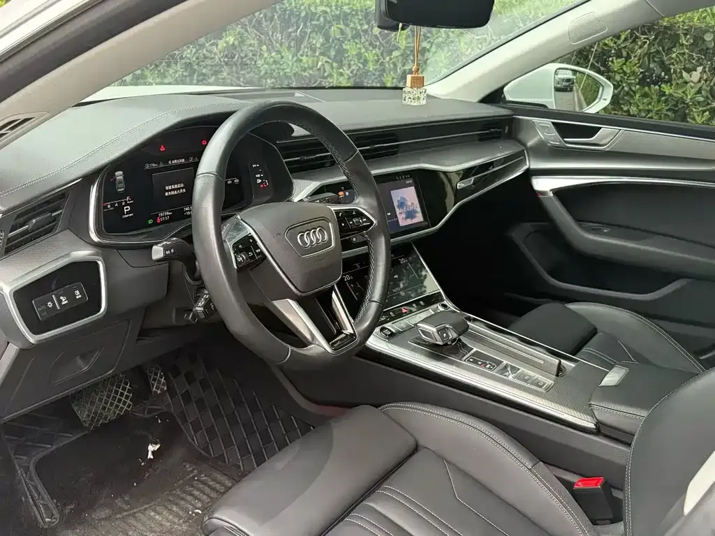 Audi A7 — фото 5