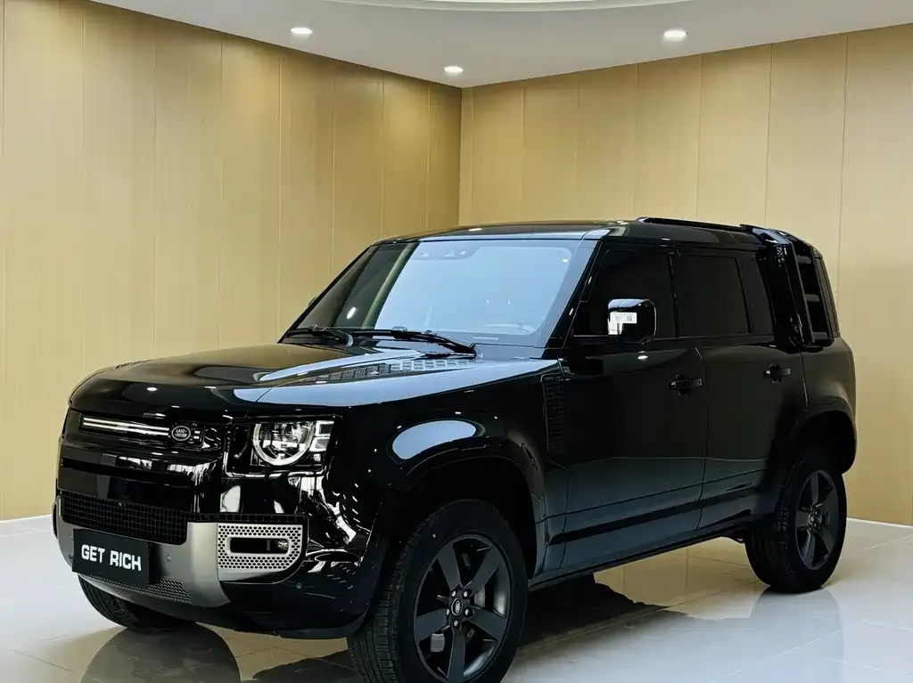 Land Rover Defender — фото 1