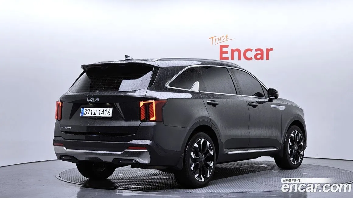 Kia Sorento — фото 3