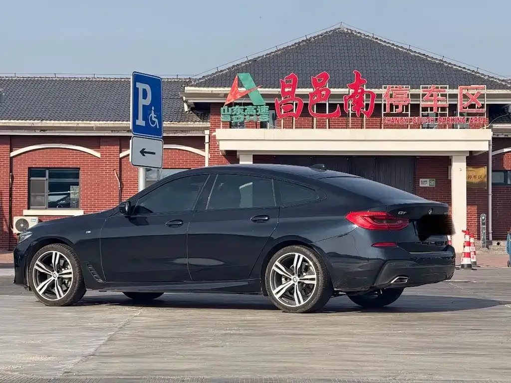 BMW 6 Series GT — фото 8