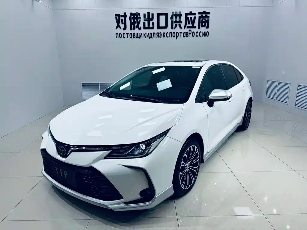 Toyota Corolla — фото 1