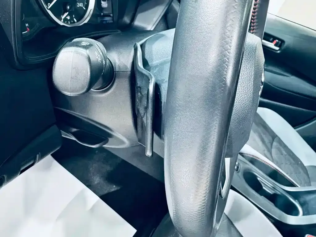 Toyota Corolla — фото 3