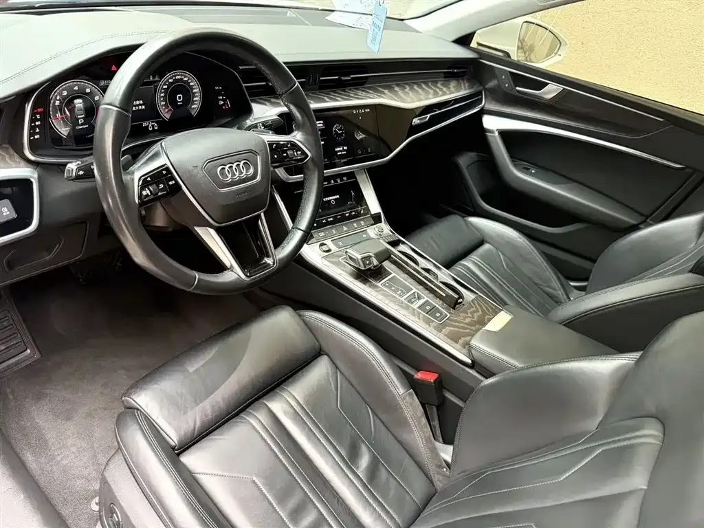 Audi A7 — фото 5