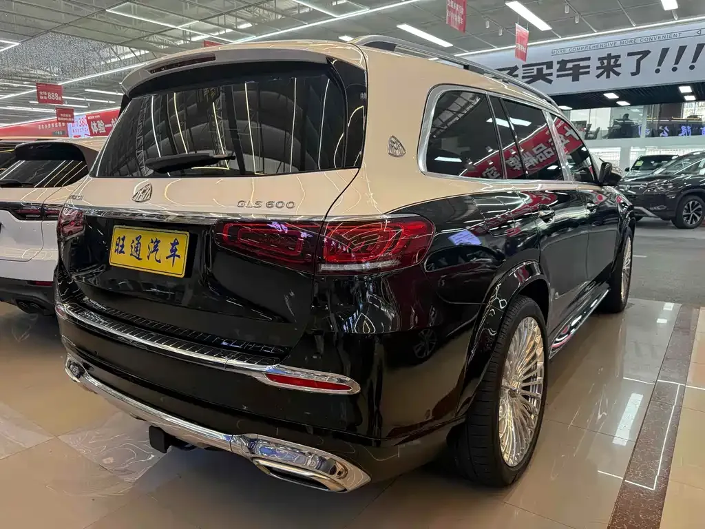 Mercedes-Benz GLS — фото 9