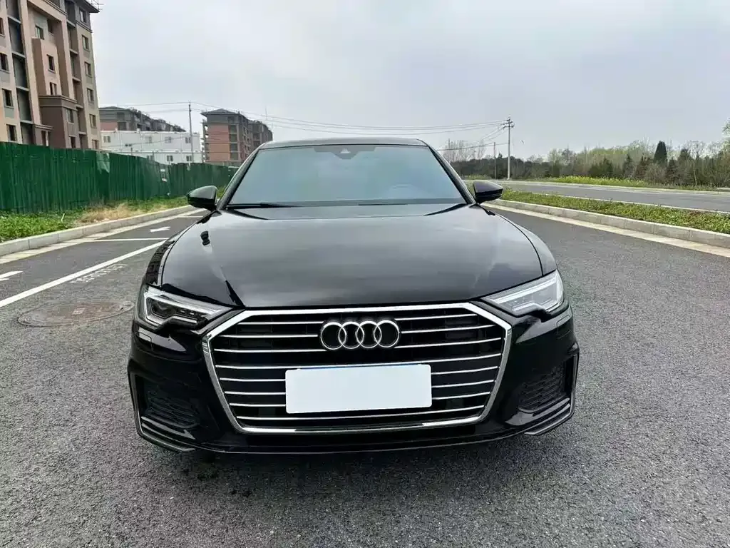 Audi A6L — фото 7