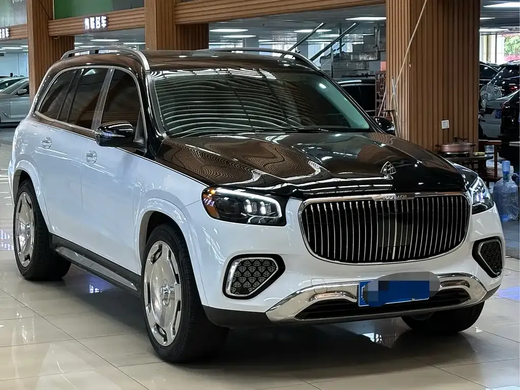 Mercedes-Benz GLS — фото 6