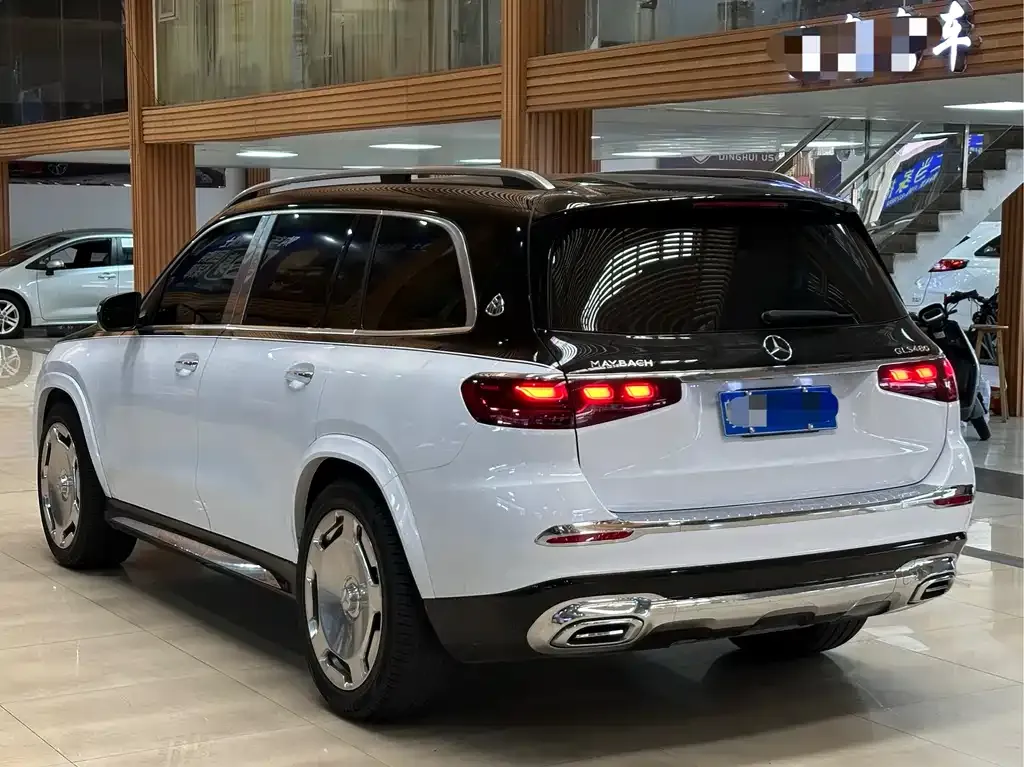 Mercedes-Benz GLS — фото 8