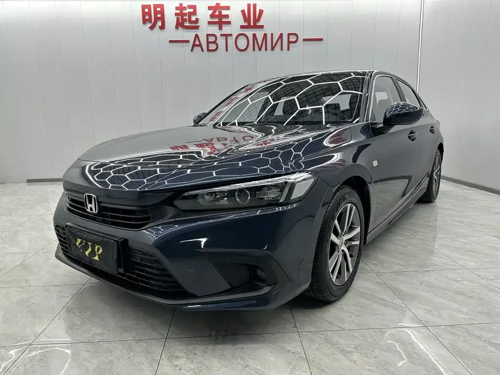 Honda Civic — фото 1