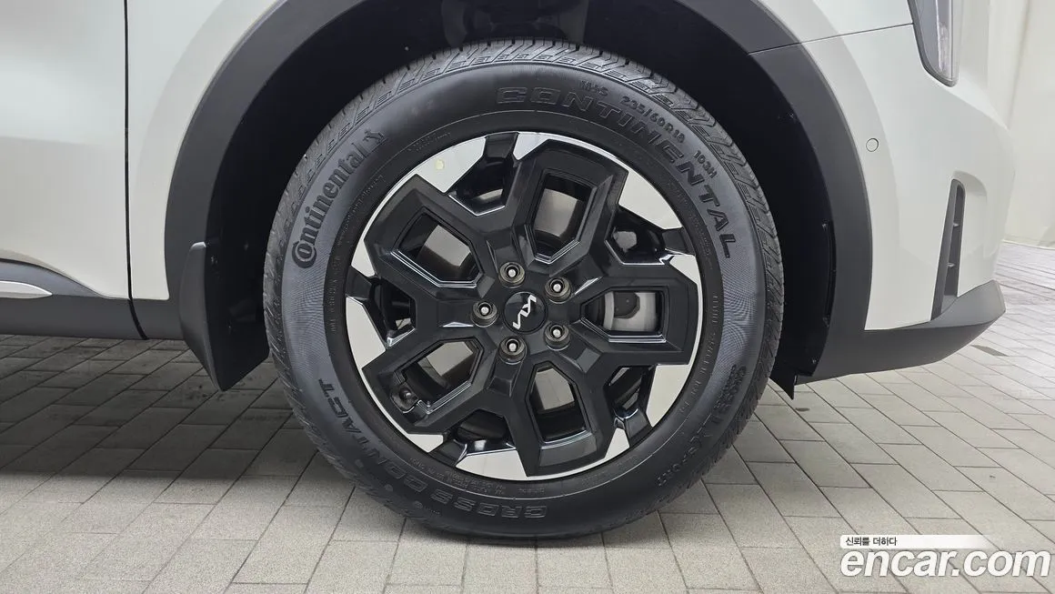 Kia Sorento — фото 10