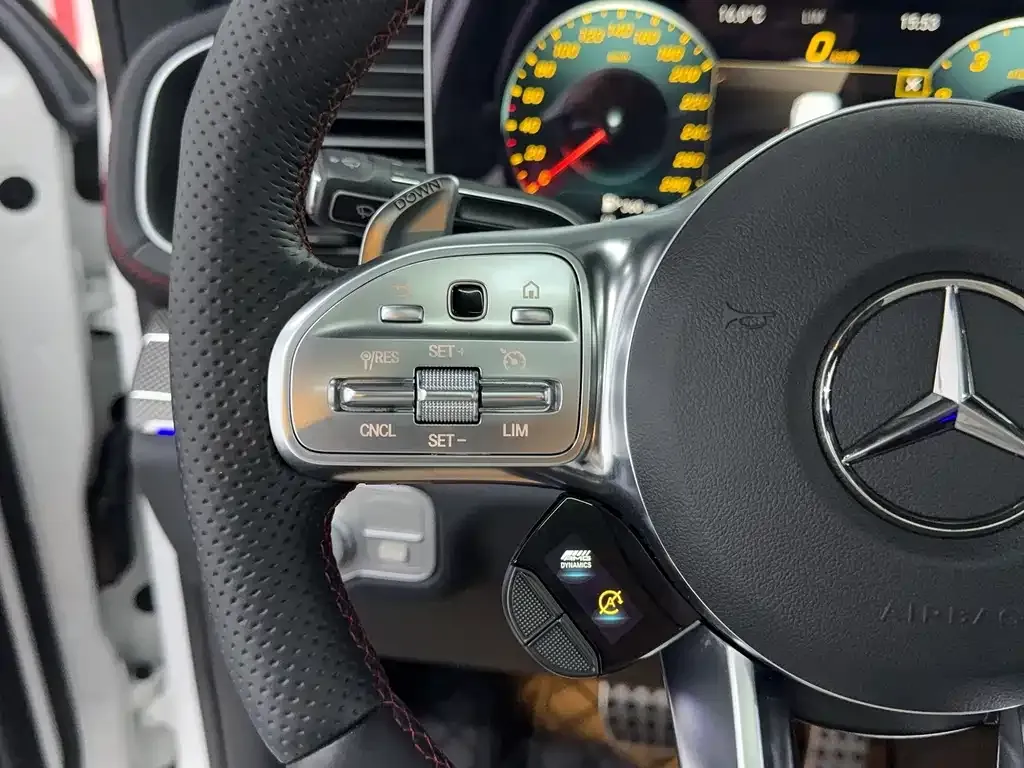 Mercedes-Benz GLE Coupe AMG — фото 9