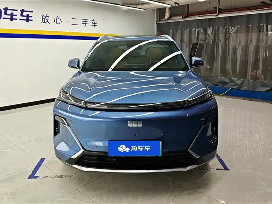 Geely 银河星舰7 — фото 2
