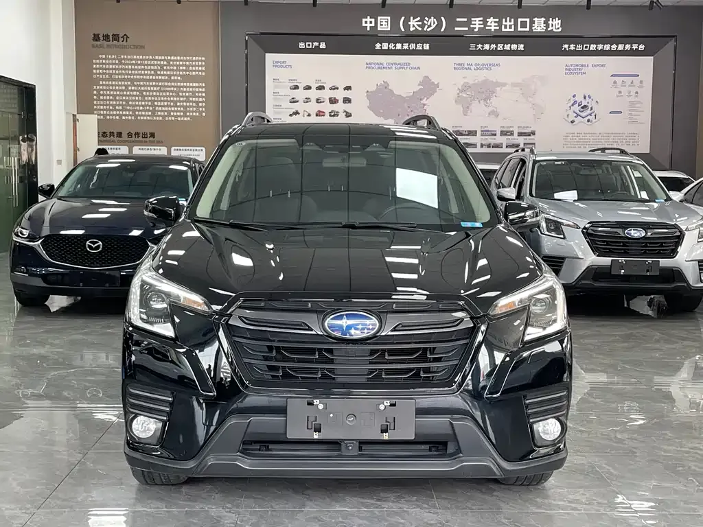 Subaru Forester — фото 8