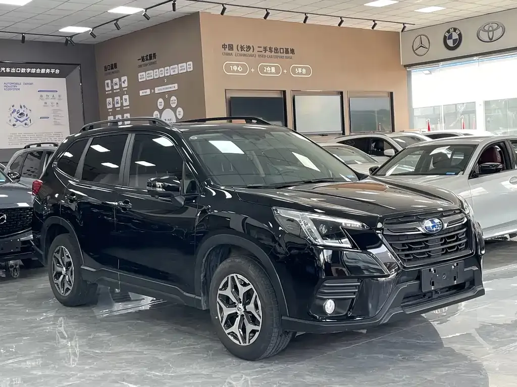 Subaru Forester — фото 5