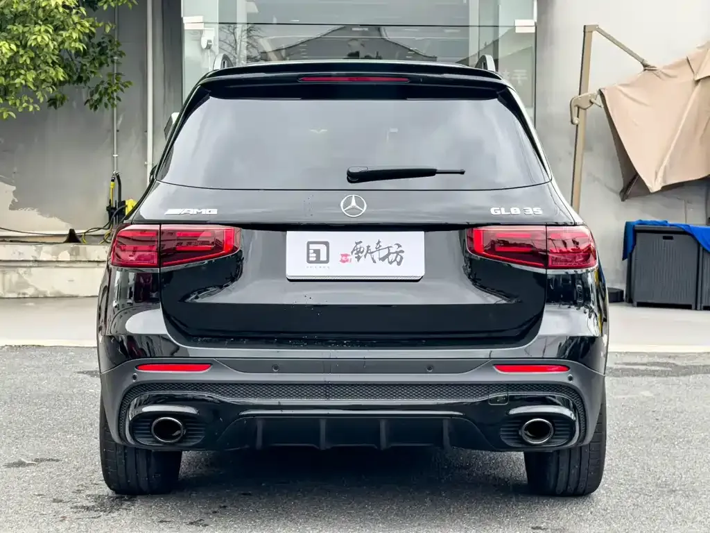 Mercedes-Benz GLB AMG — фото 10