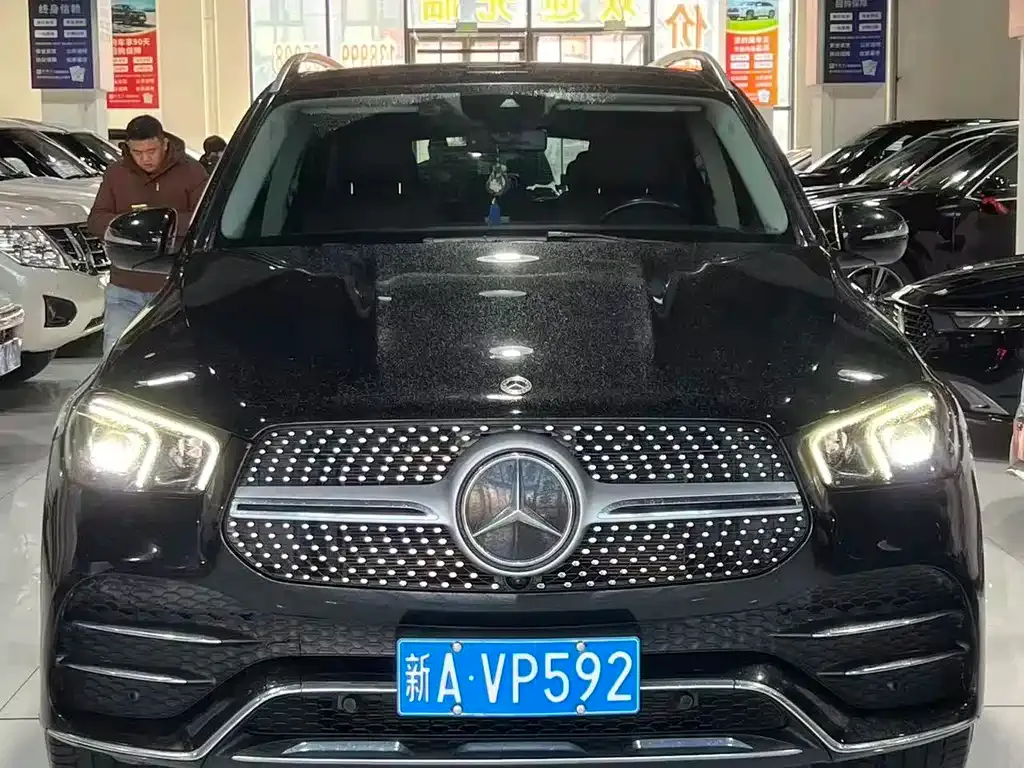 Mercedes-Benz GLE — фото 7