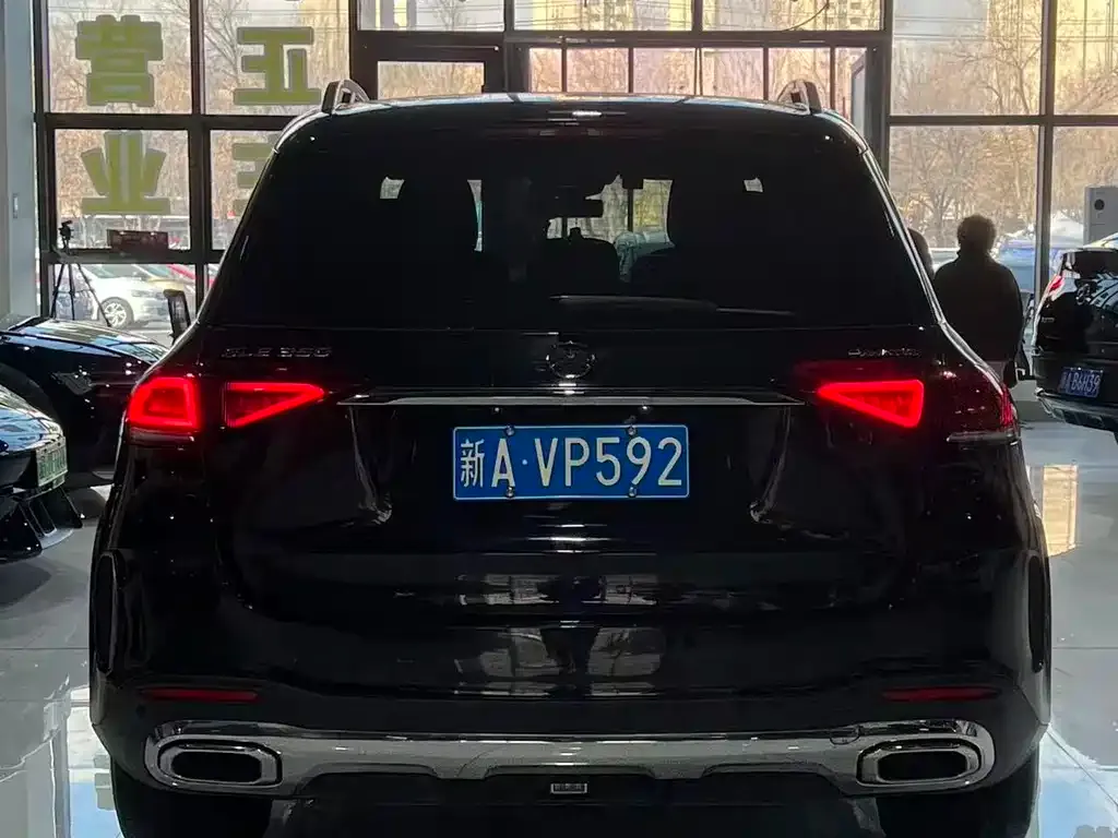 Mercedes-Benz GLE — фото 8