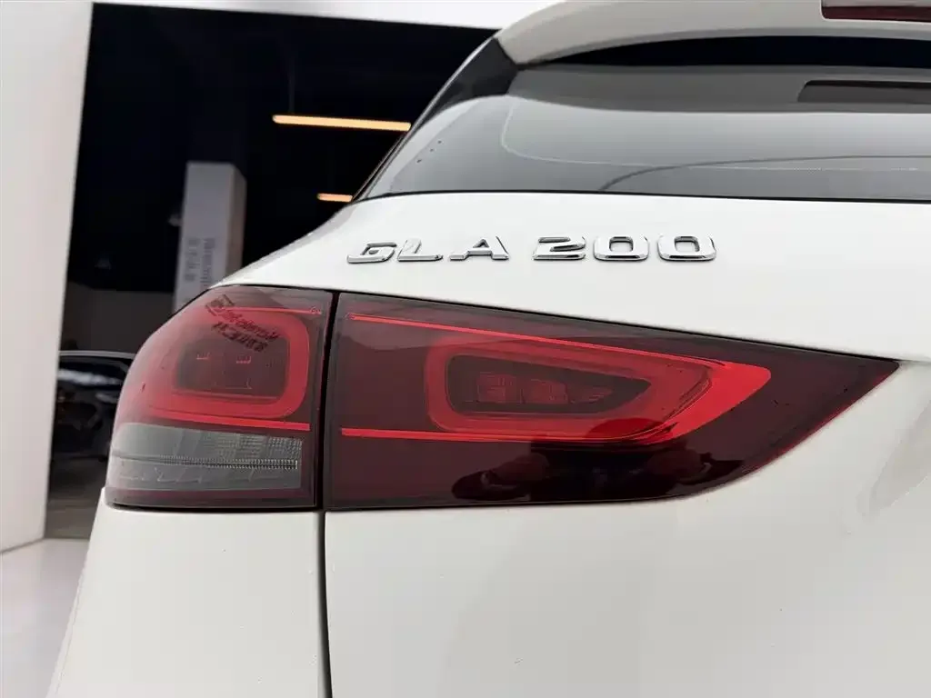 Mercedes-Benz GLA — фото 5