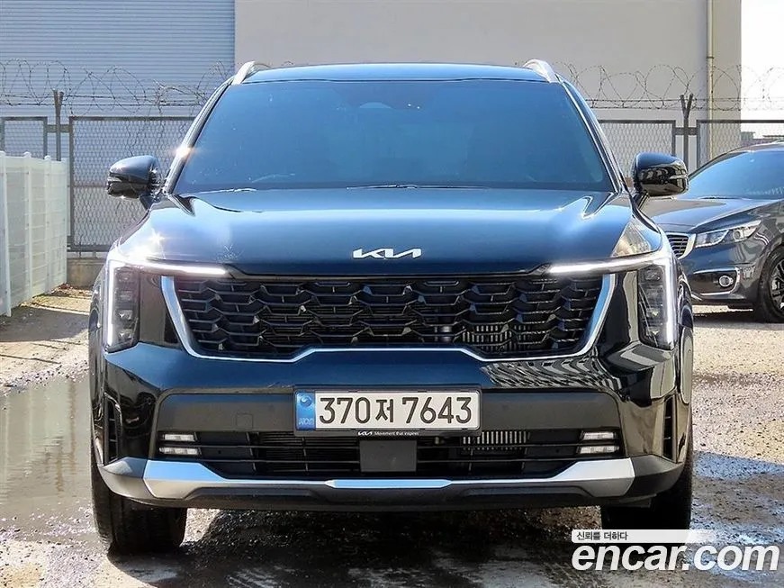 Kia Sorento — фото 1