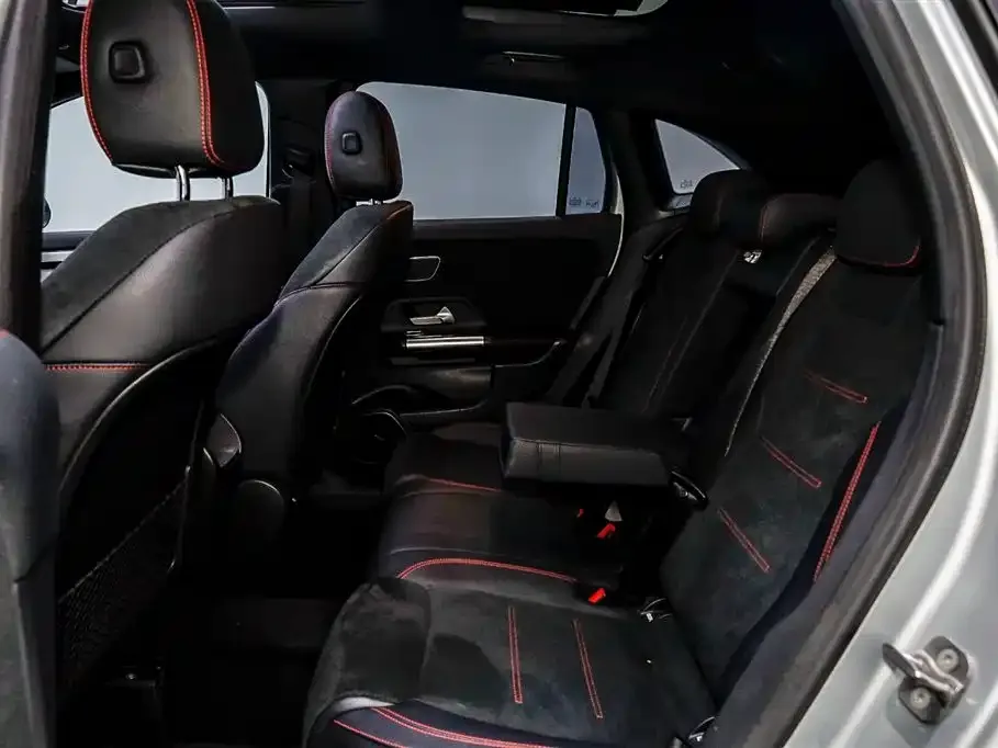 Mercedes-Benz GLA AMG — фото 3