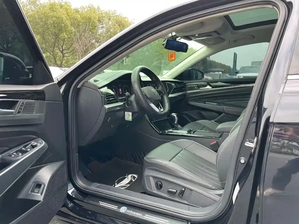 Volkswagen Passat — фото 8