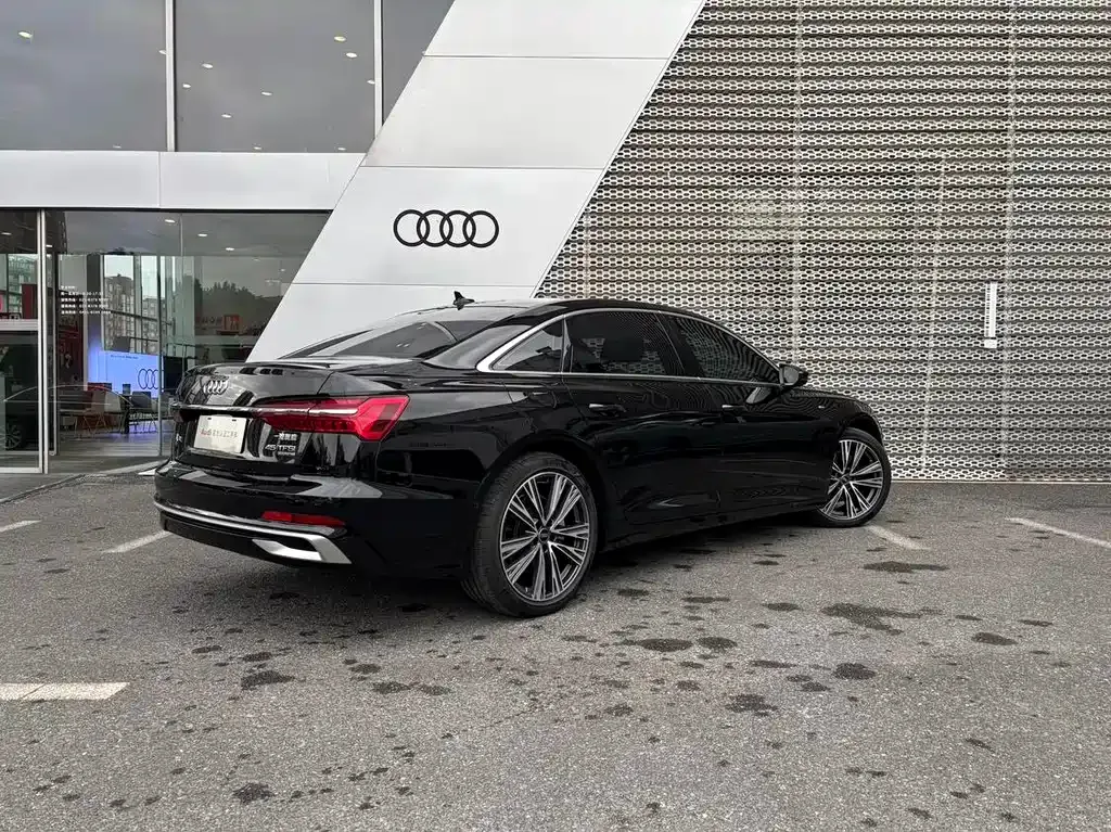 Audi A6L — фото 4