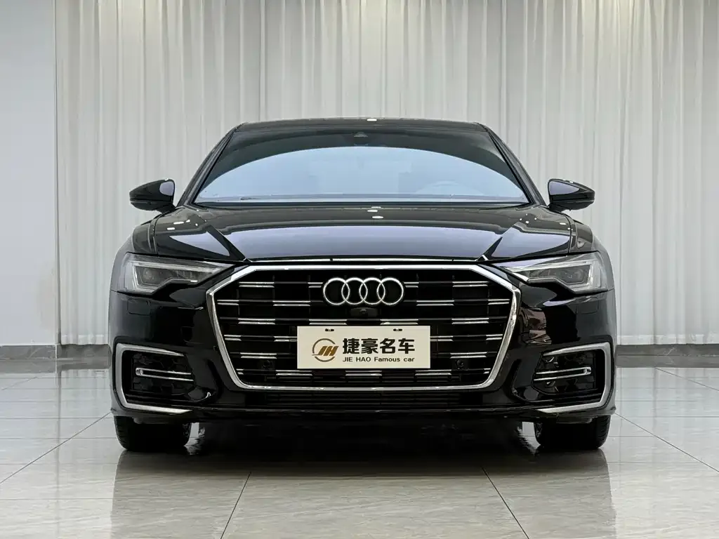 Audi A6L — фото 7