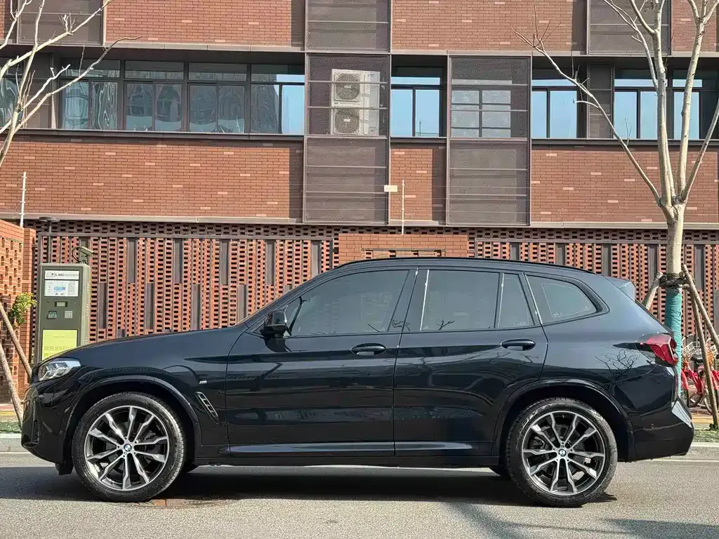 BMW X3 — фото 2