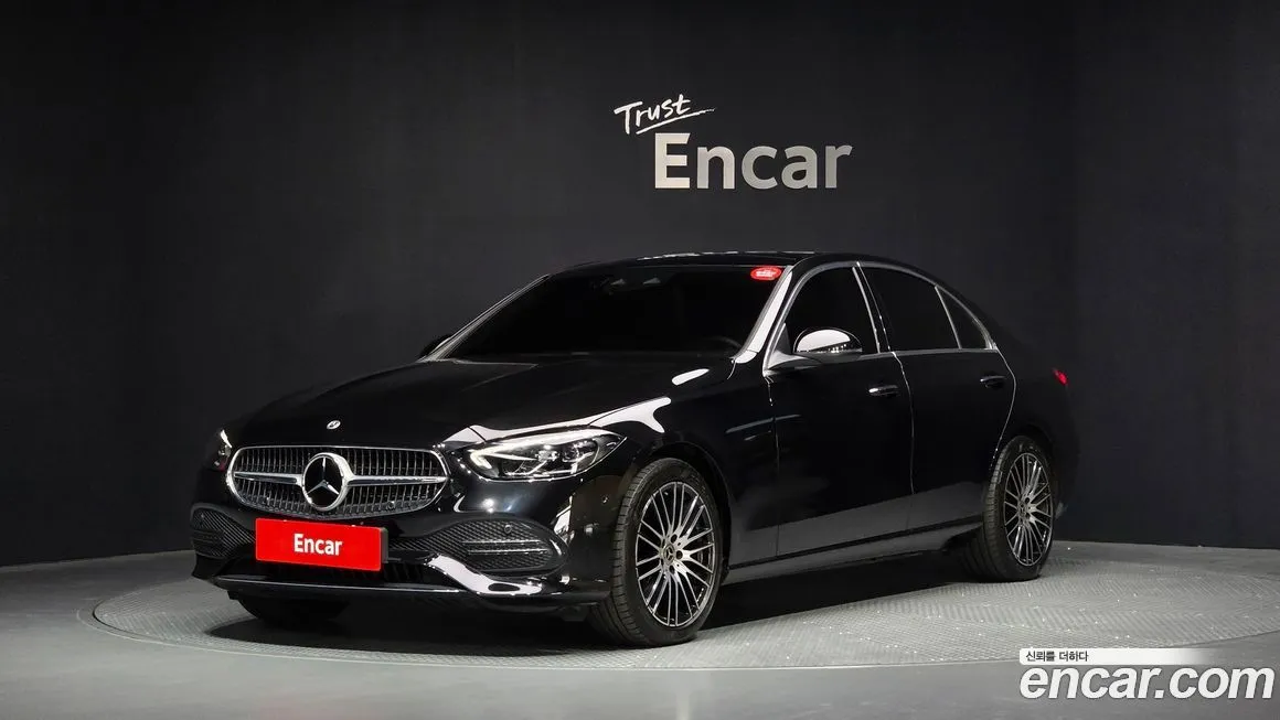 Mercedes-Benz C-Class — фото 1