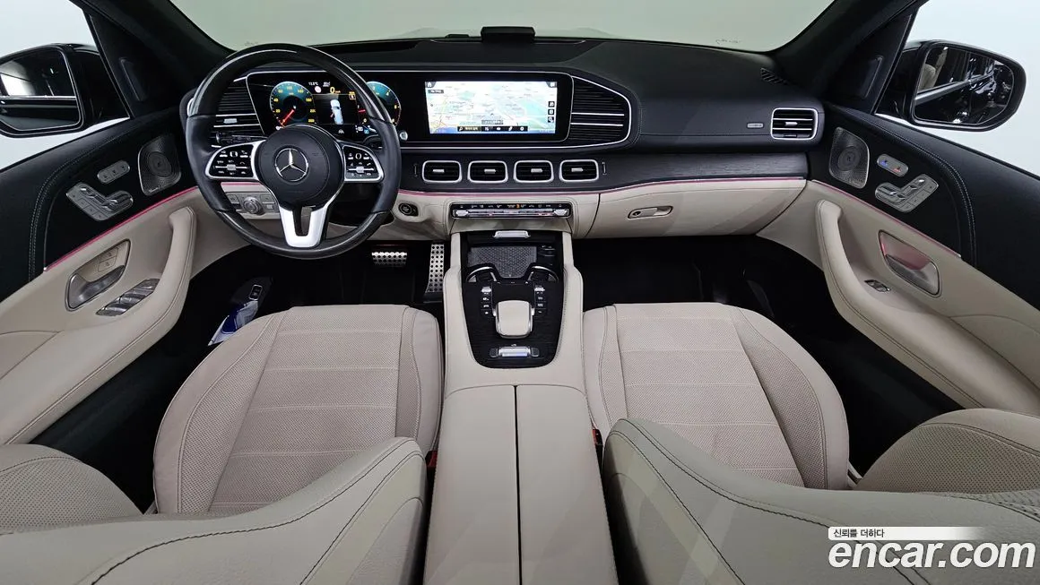 Mercedes-Benz GLS-Class — фото 7