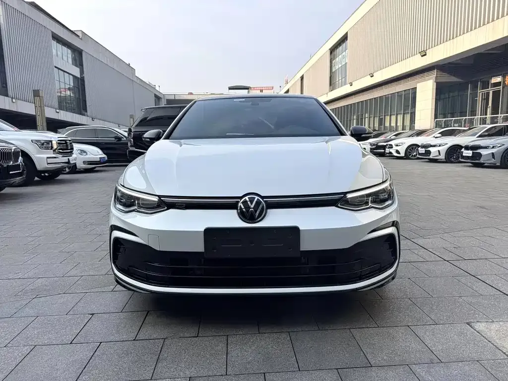 Volkswagen Golf — фото 4