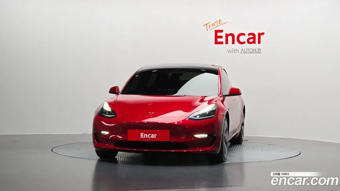 Tesla Model 3 — фото 5