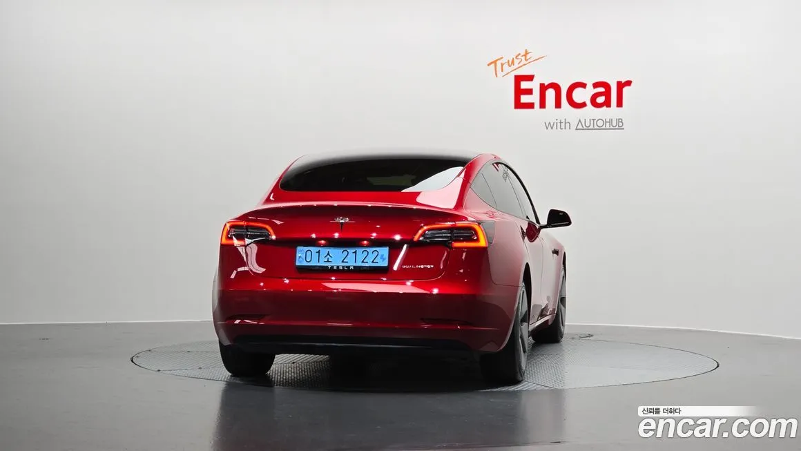 Tesla Model 3 — фото 6
