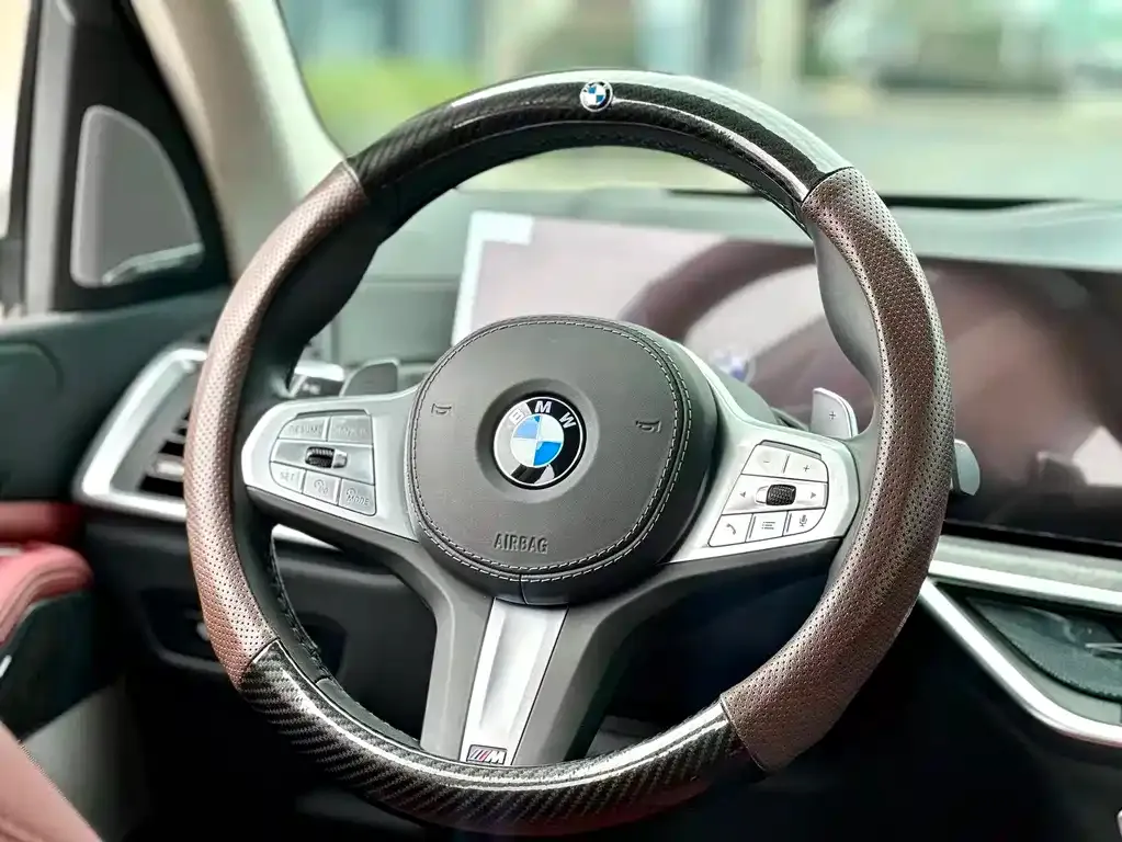 BMW X5 — фото 8