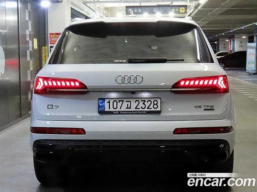 Audi Q7 — фото 2