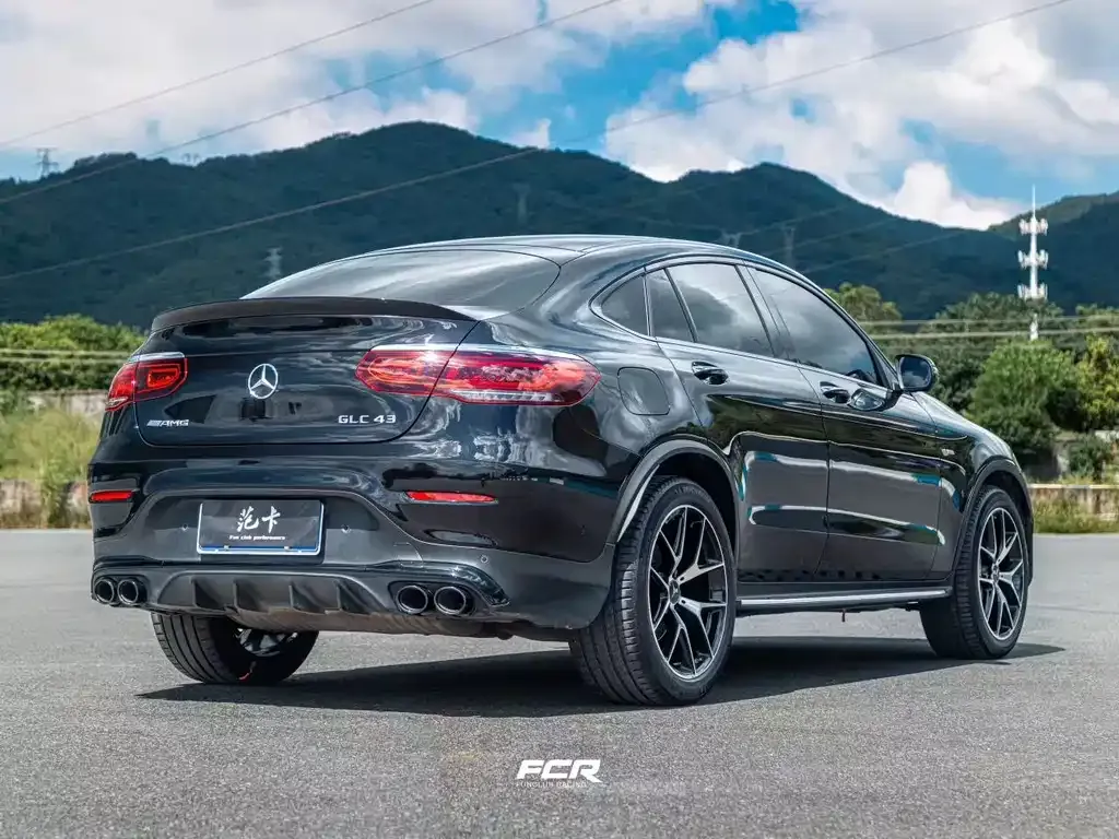 Mercedes-Benz GLC Coupe AMG — фото 6
