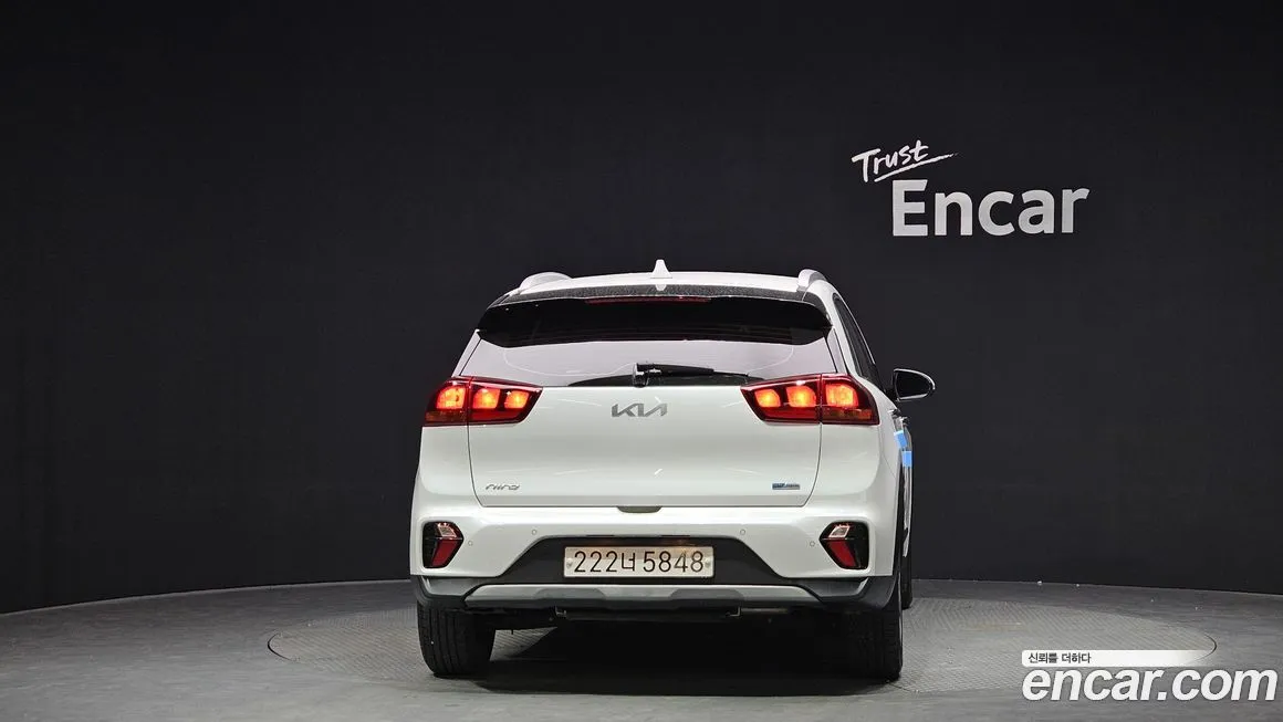 Kia Niro — фото 2