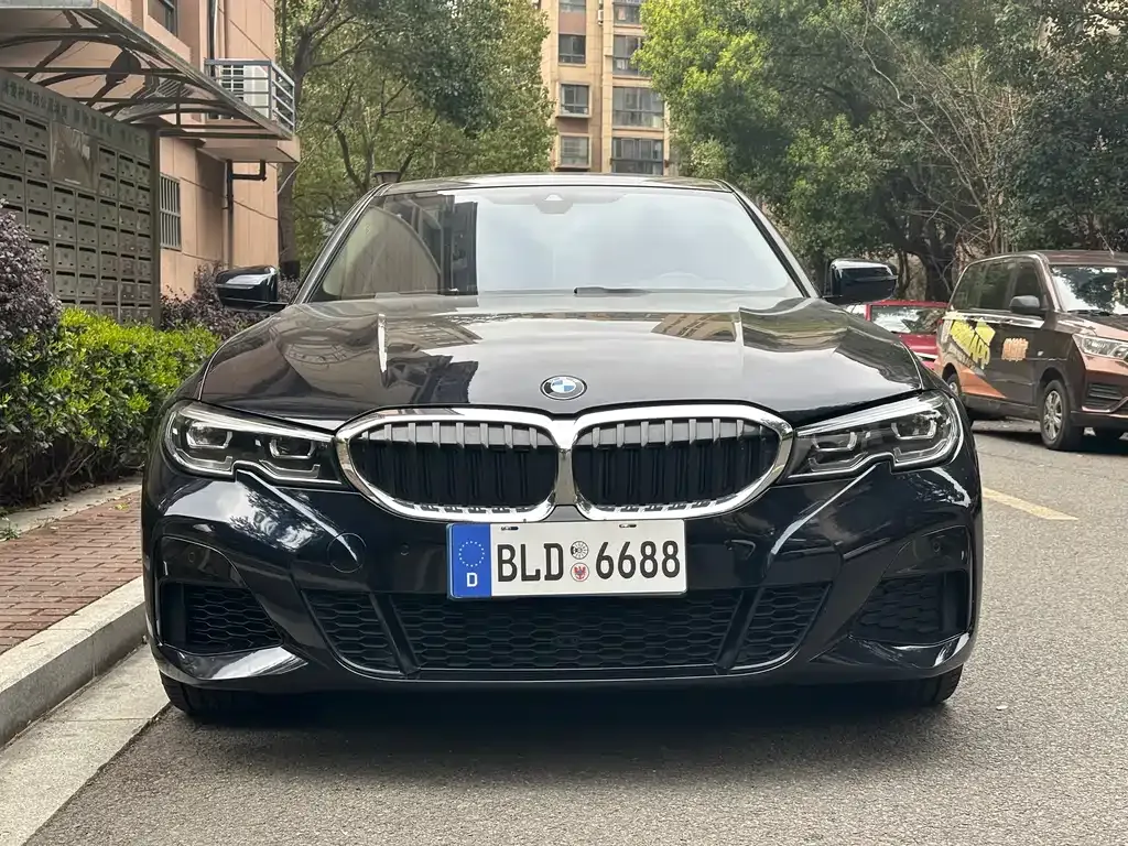 BMW 3 Series — фото 10